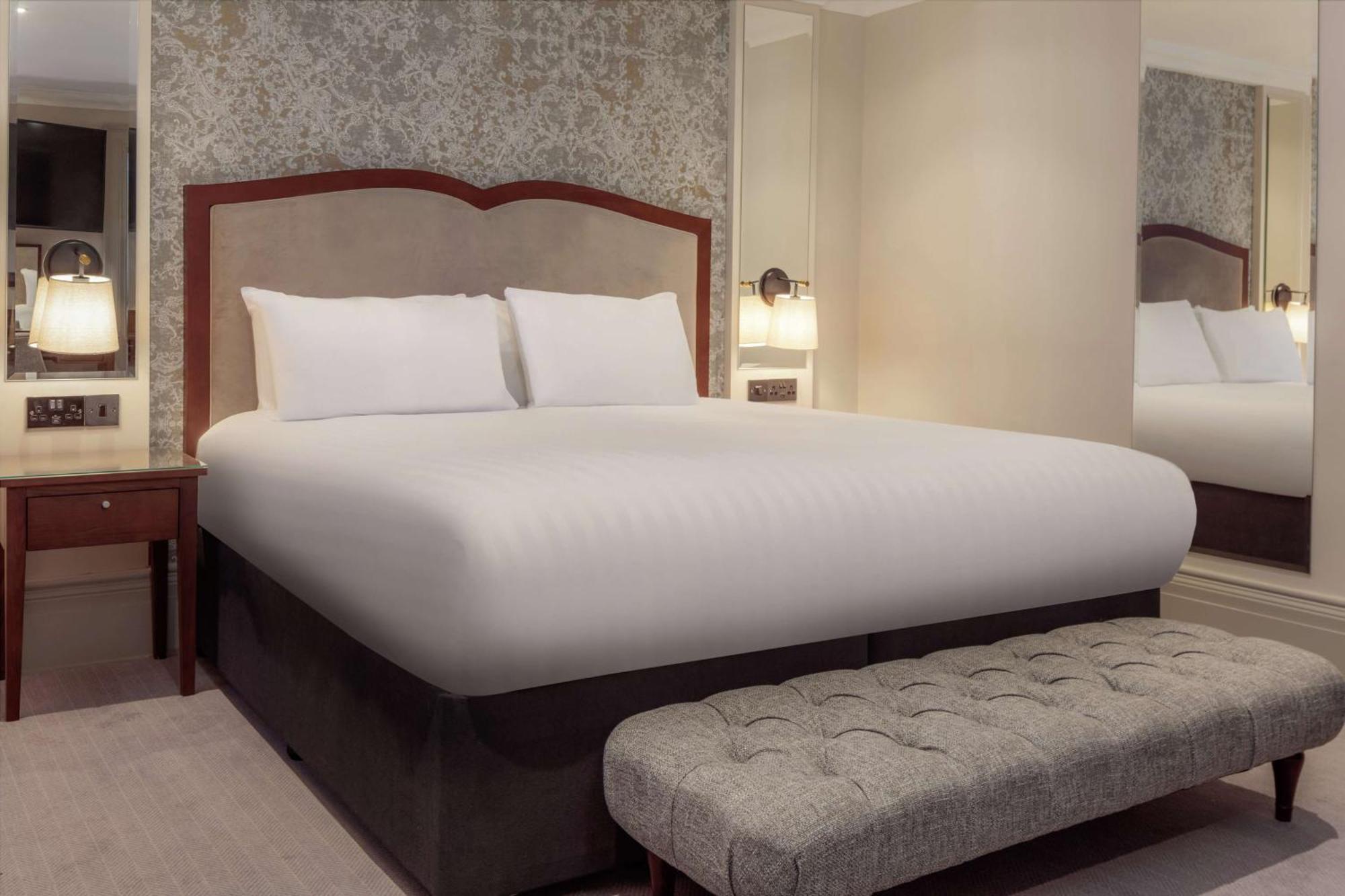 Doubletree By Hilton Harrogate Majestic Hotel & Spa エクステリア 写真