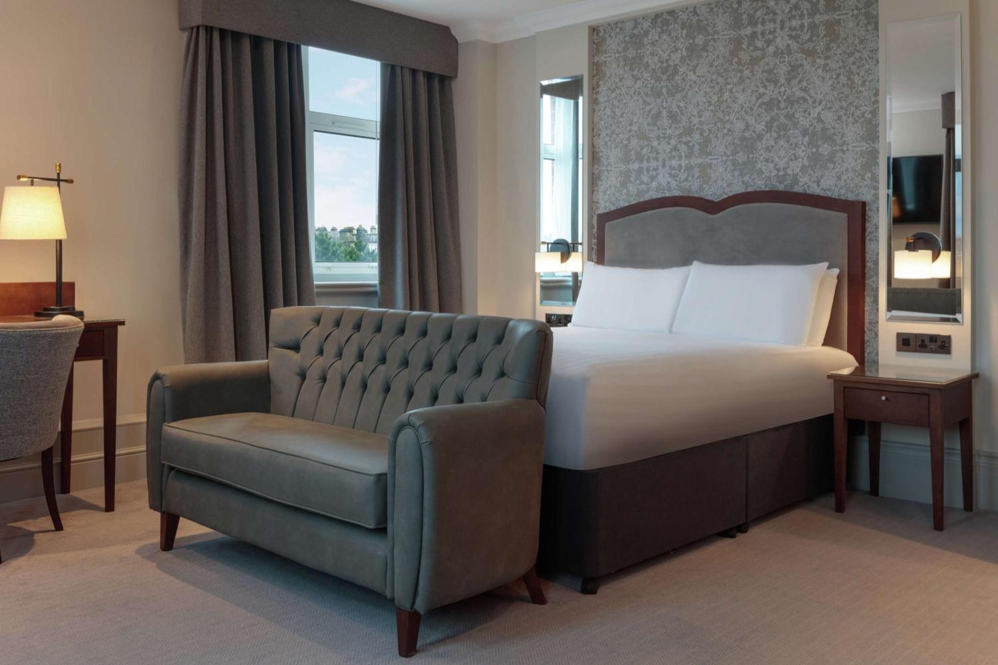 Doubletree By Hilton Harrogate Majestic Hotel & Spa エクステリア 写真